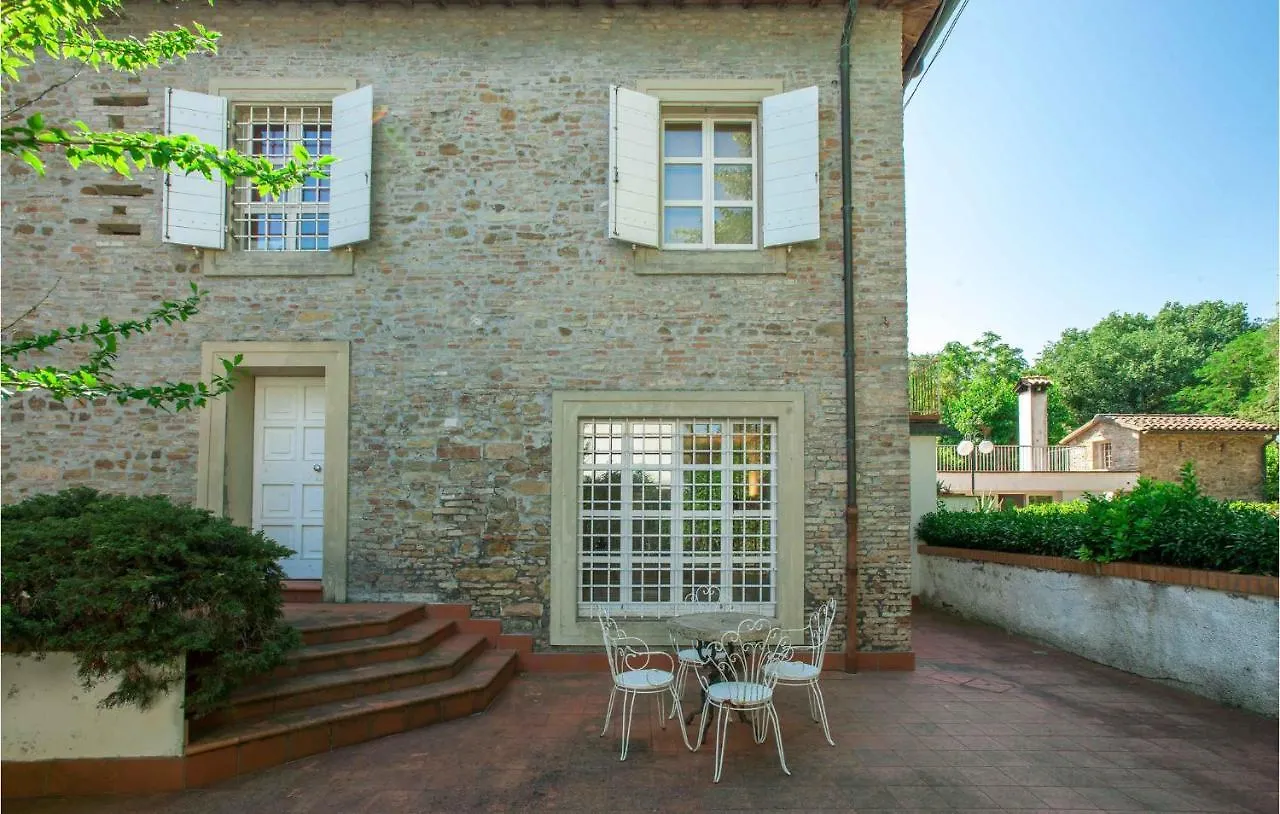 Holiday home 6 Bedroom Cozy Home In Rimini